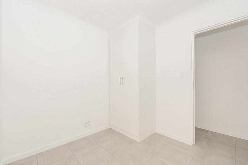 To Let 2 Bedroom Property for Rent in Kommetjie Western Cape